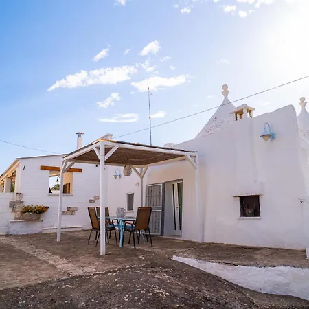 Trullo Tre Coni Holiday home