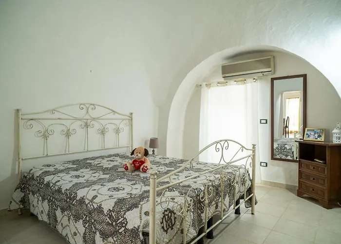 Trullo Tre Coni Сasa de vacaciones Cisternino